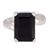 Gabriela Black Solitaire Ring for Women Elegant Silver